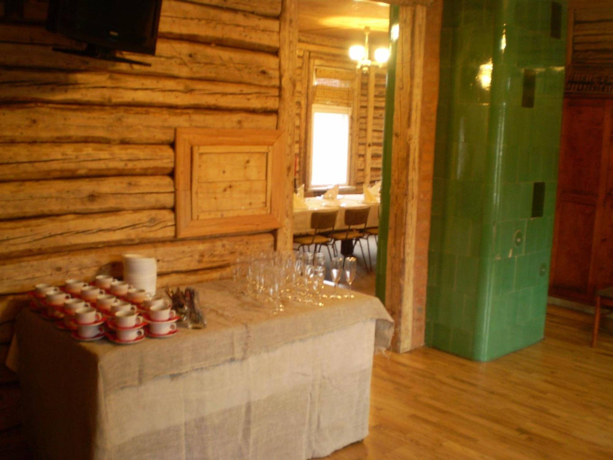 Vana Postimaja Accommodation Suure-Jaani Extérieur photo