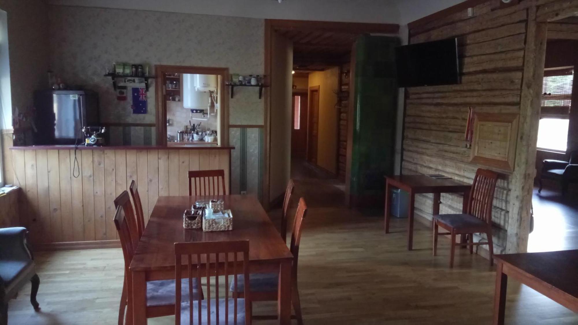 Vana Postimaja Accommodation Suure-Jaani Extérieur photo