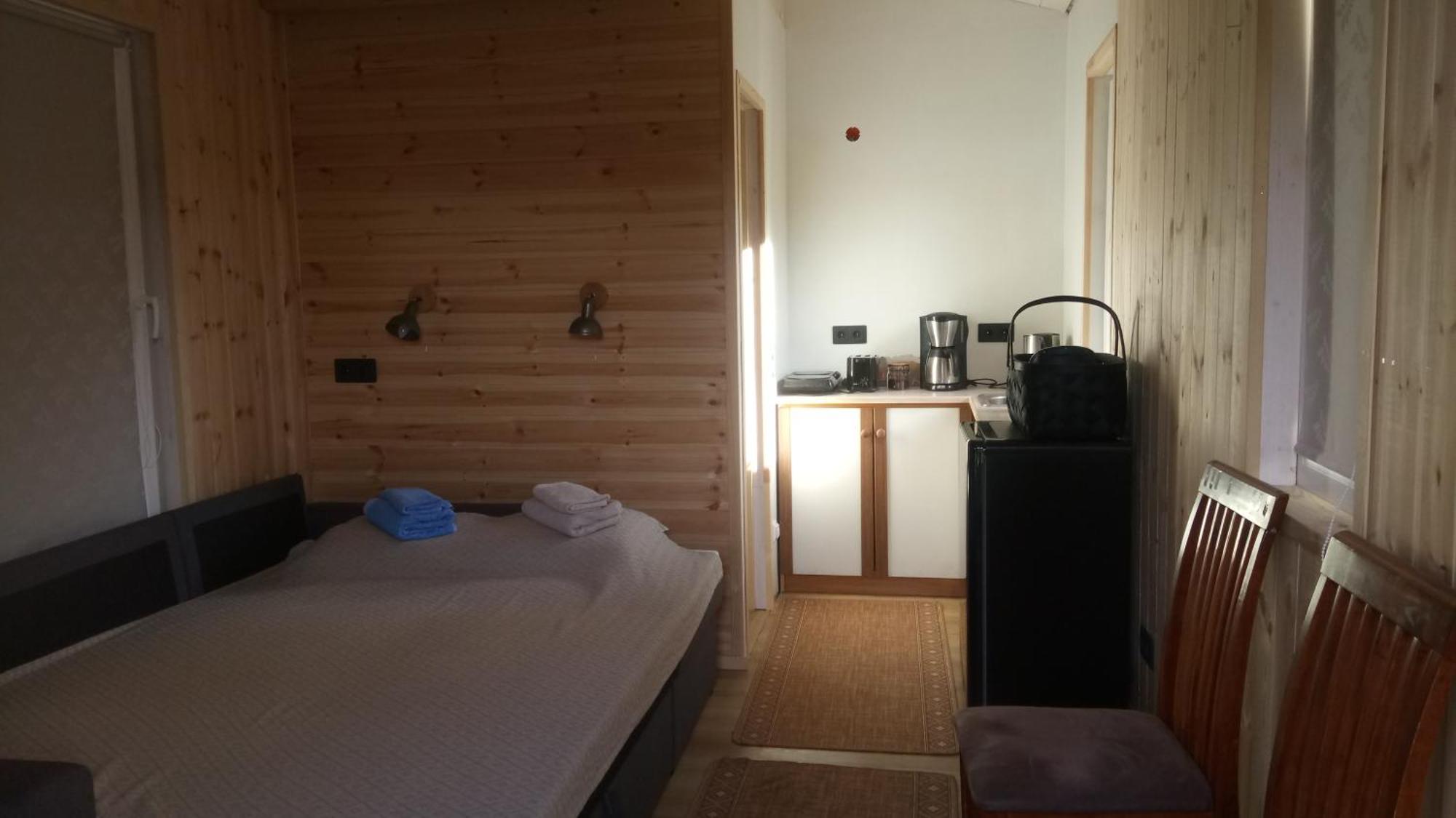 Vana Postimaja Accommodation Suure-Jaani Extérieur photo